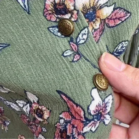 Cropped Tie Front Blouse Size XS - Picture 7 of 11